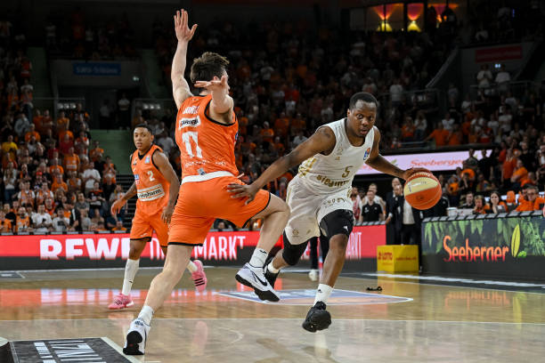 默无闻逐渐 默无闻逐渐