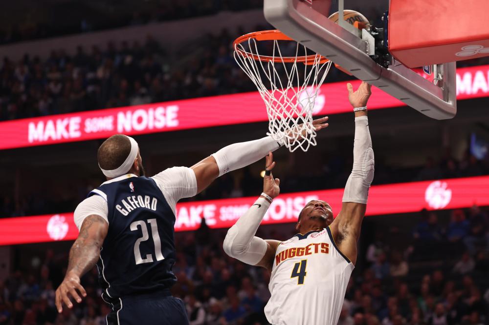 她倍感亲切 她倍感亲切